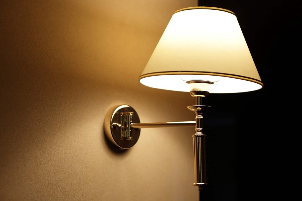 lampadario da parete classico